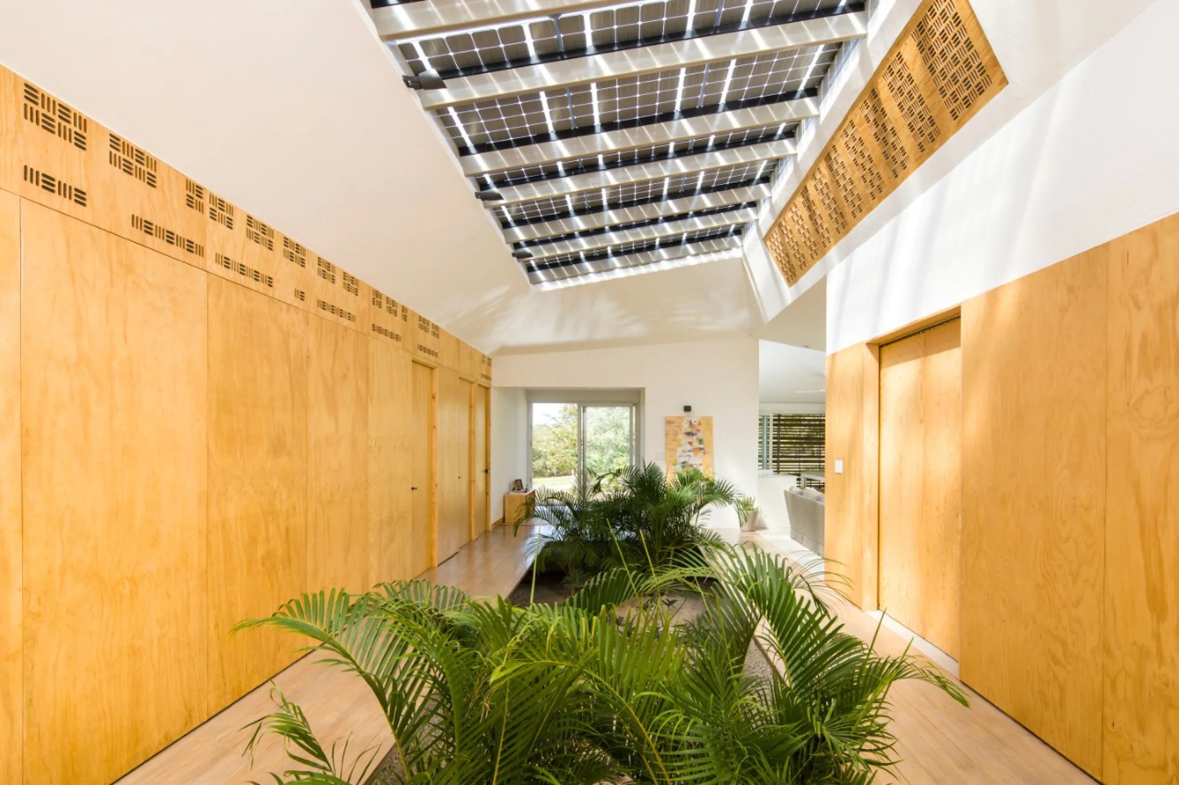 Proyecto Tropics con paneles solares
